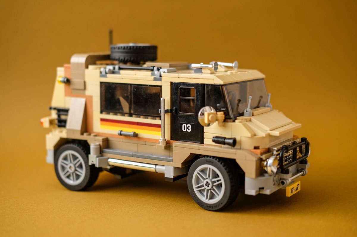 terauma_lego's tweet image. 1991年発売のモデルチーム 5550 Custom Rally Van をリメイクしました！ ベースはほぼ同じ作りで、約30年前とは思えないほど精密。こんな車欲しいなぁ #lego #modelteam #legomodelteam