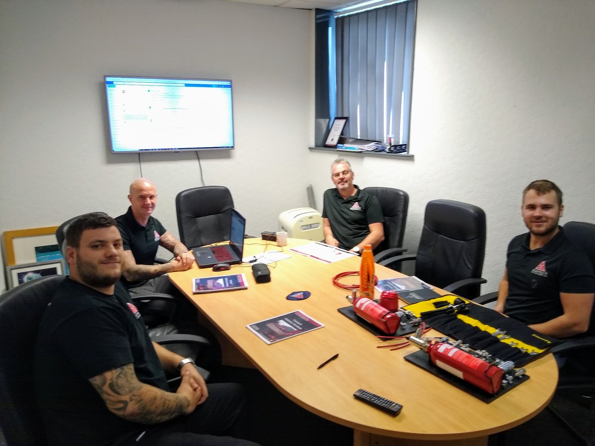 AspectFire's tweet image. Another training day at Aspect, this time our lads are having Firetrace Installation, Commissioning and Servicce Training.  We are also keeping to the new social distancing advice it is being done via Zoom.  

#socialdistancing #training #teamwork