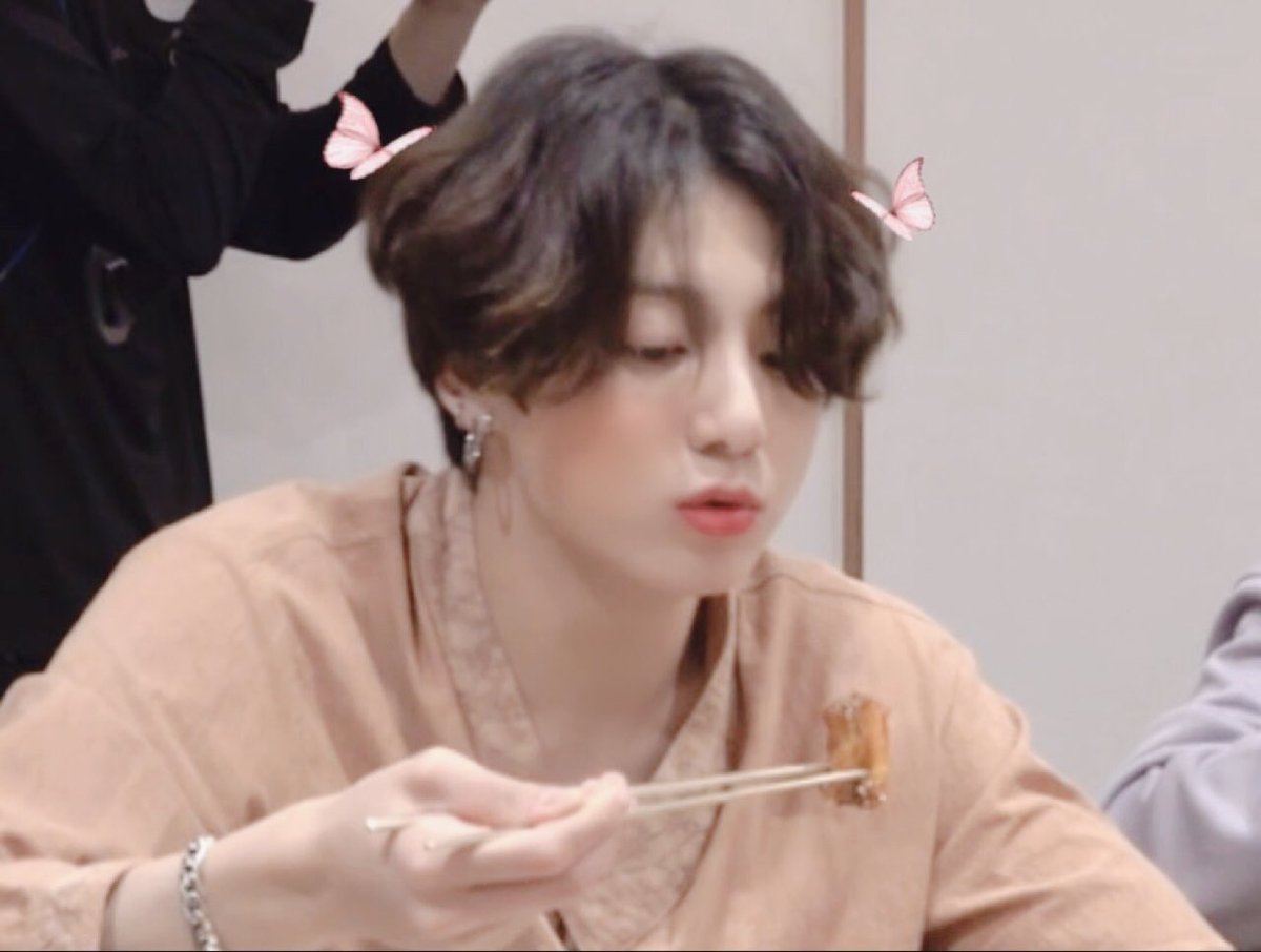บนบ⁷ ₍ᐢ.ˬ.ᐢ₎ ♡̷̷̷ tweet media