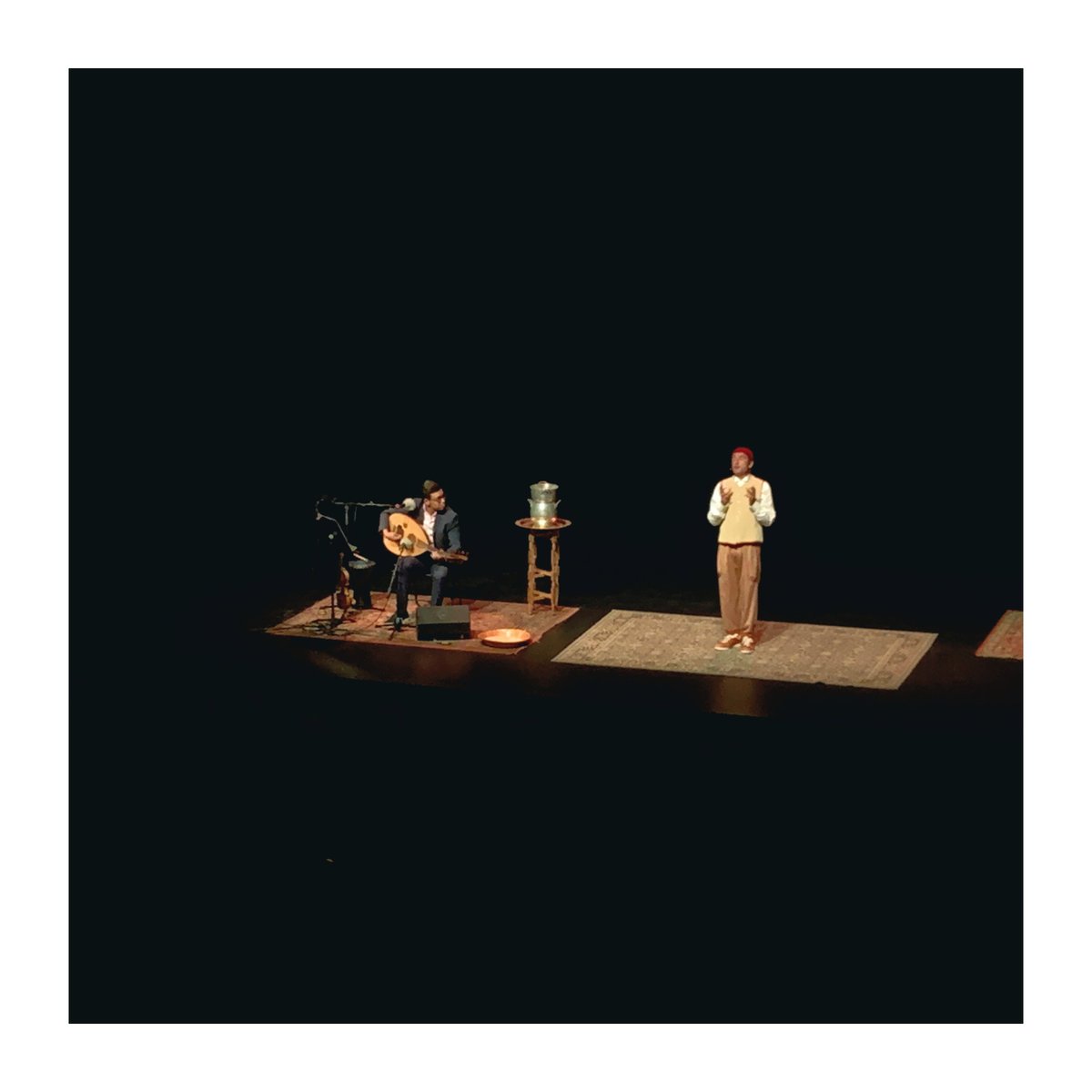 CDNnancy's tweet photo. [ NOUVELLE SAISON ]

Hier soir au @CDNnancy , nous avons (enfin) retrouvé notre public avec une présentation des temps-forts de la saison suivi de « Comment réussir un bon petit couscous ? » avec Bruno #Ricci et Taha Alami
mes Michel #Didym https://t.co/EzZIMwdPkU