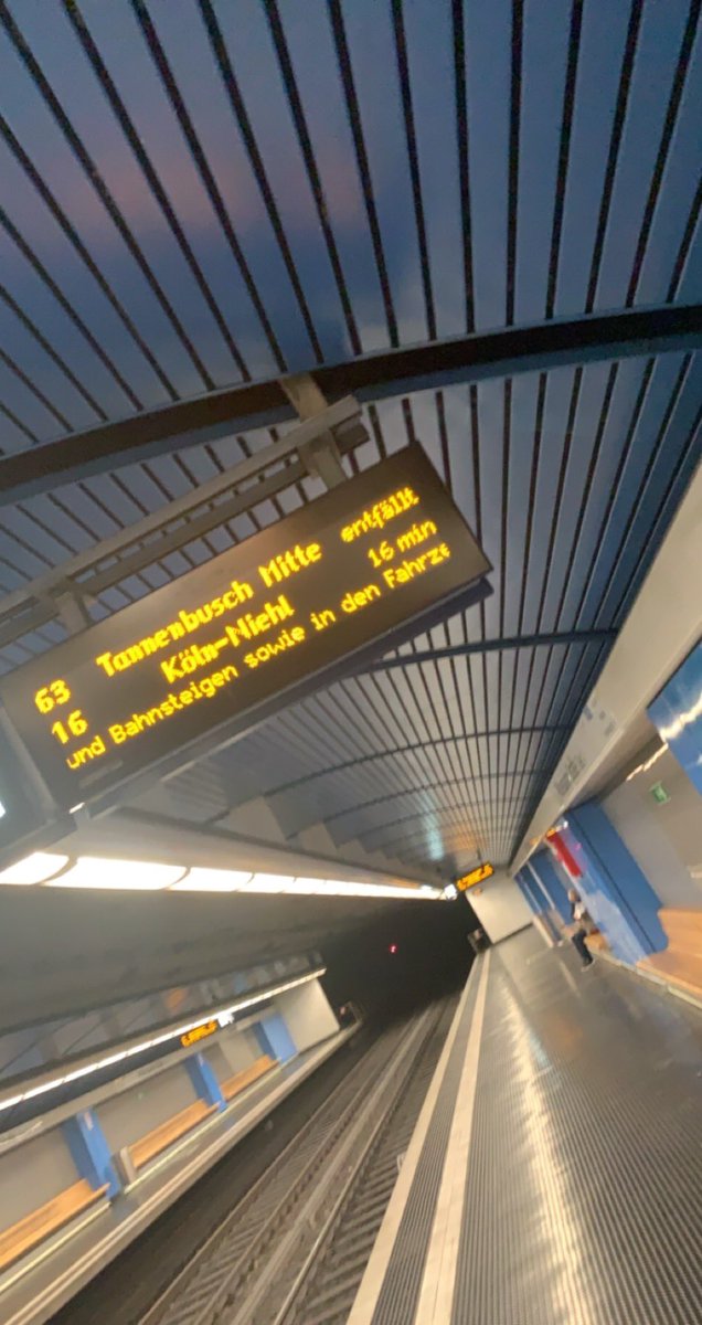 ncky_mrl's tweet photo. Danke @SWBBusundBahn habe nur in ner Stunde eine mündliche Examensprüfung 🖕🏼🖕🏼 https://t.co/f1QtZX87pl