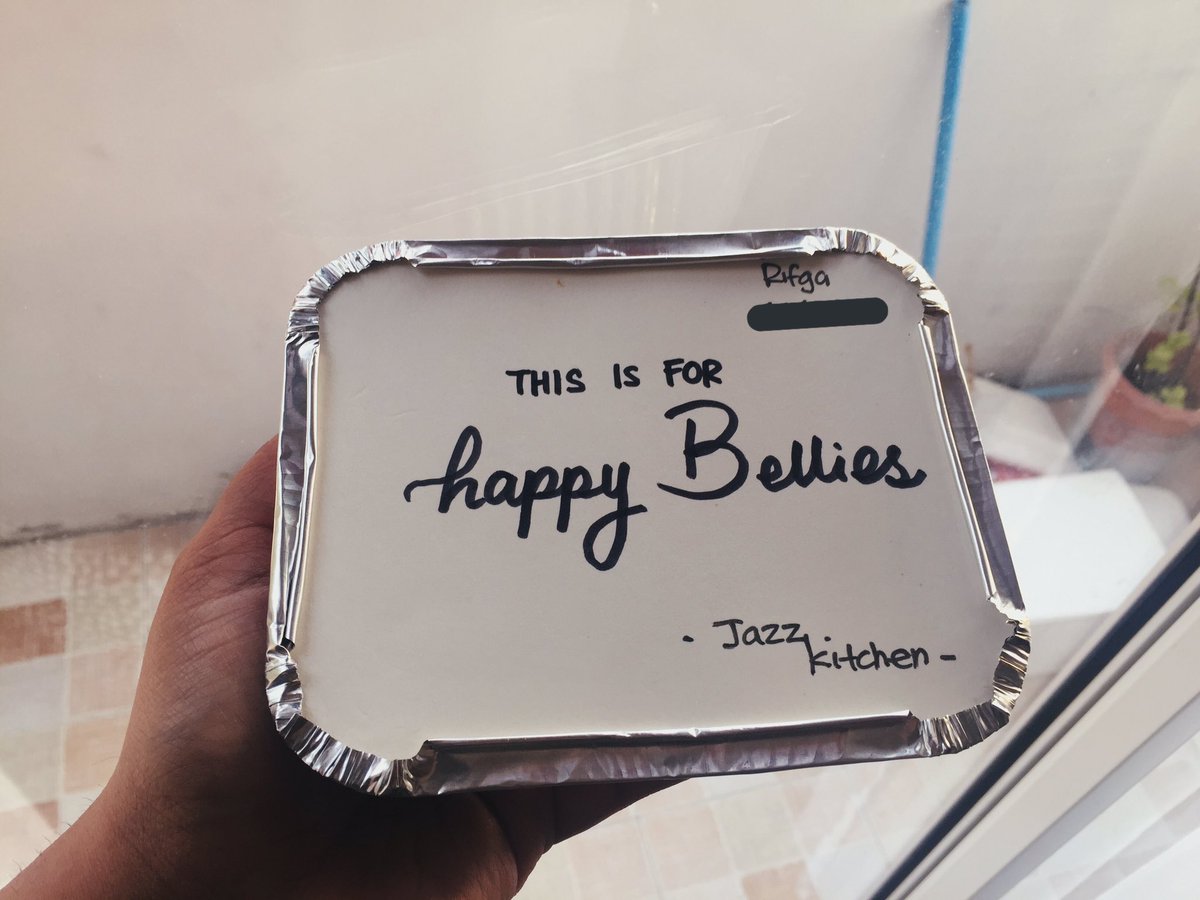 tho i prefer chicken (they’re introducing it over the weekend) this tuna pie was so good my parents and i devoured it while standing at the balcony, then at the dining table, we forgot to sit  quite frankly one pie wasn’t enough. can’t wait to order again  #supporthomebakersmv
