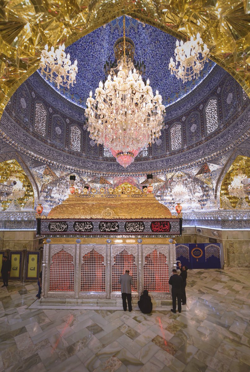 ShiaMultimediaa's tweet photo. Holy Shrine of Imam Hassan Askari (A.S)
& Imam Ali Naqi al-Hadi (A.S), Samarra!✨
#AlAskarain #Mosque #HolyShrine #shia #islam #ShiaIslam #Azadar #Azadari #Hussaini #RespectAzadari #ShiaMultimediaTeam #SMT #ShiaMultimedia #CEO #Founder #SyedIktishaf #HeadAdmin #SairaSyed https://t.co/JcZX2ycsLm