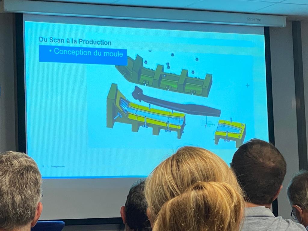 samantha mayet tweet media