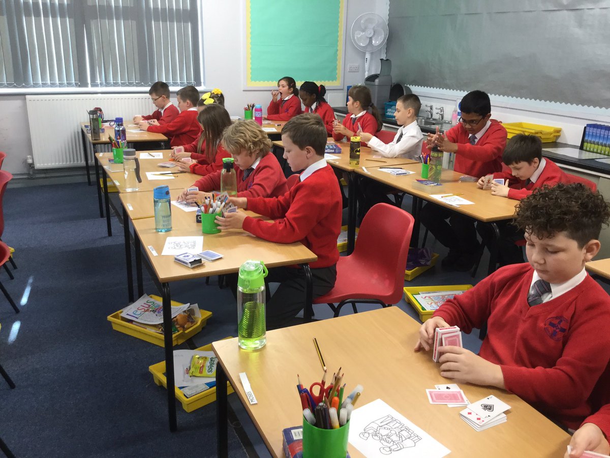 HTAClassDurney's tweet photo. Y5D Class Retreat morning with our Chaplain, Vickie. Doing an interactive ice breaker on the theme of loving #HTACathilicLife https://t.co/z6qItxaHJj