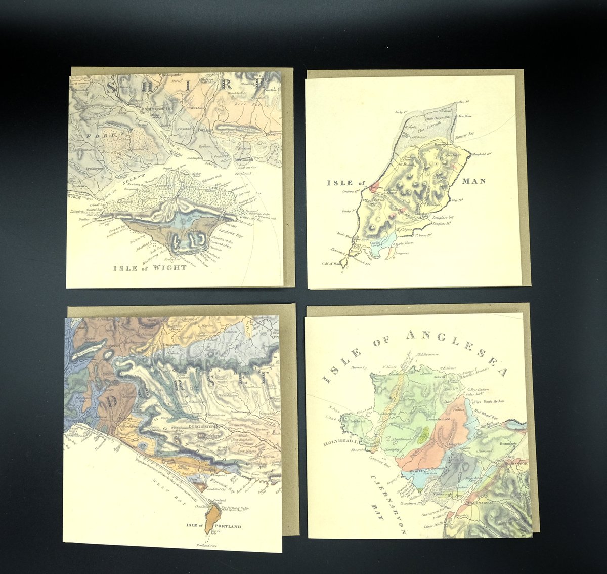 geologyshop's tweet photo. The 1820 'Greenough's map' is a collaborative geological map collated by George Bellas Greenough; the 1st president of the @geolsoc. Greenough added annotations from his travels around England & Wales. Which interesting ones can you spot?! @BritGeoSurvey #GeologicalMap https://t.co/9wCO03ul54