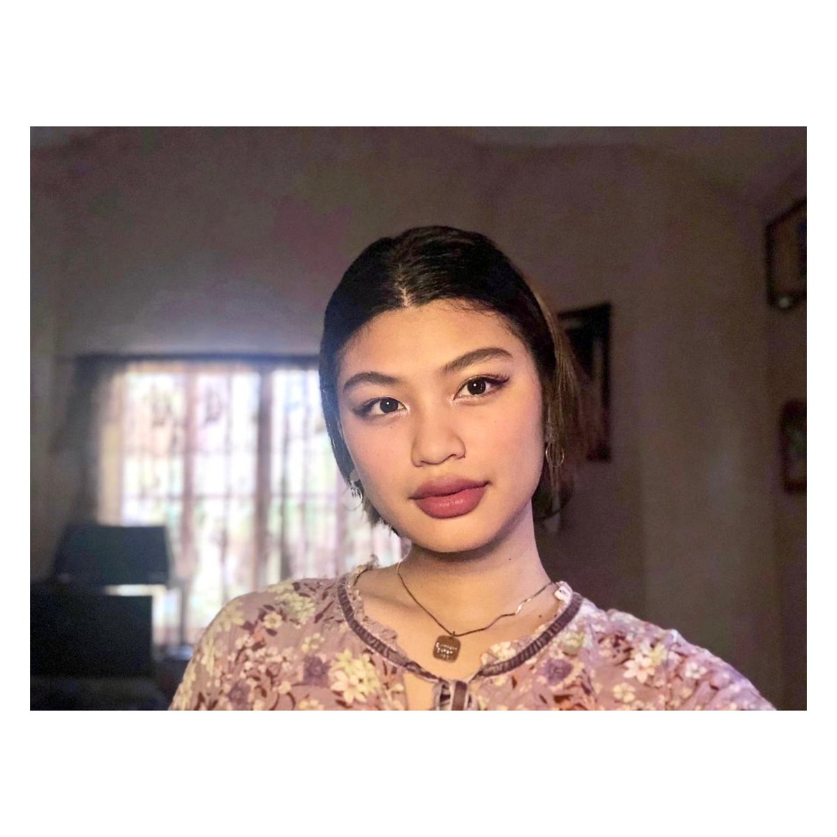 Sparkle_GMA's tweet photo. A #selfie from #Kyryll (@kyryllugdiman) during today's online blog con ✨
LOOK: Kyryll recently bagged Best Performance By A New Female Recording Artist for 'Silent Rumblings' at this year's #AwitAwards2020! ❤ https://t.co/ZRsk7le5Vh