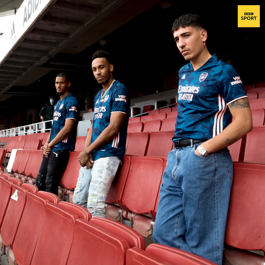 SWSportMassage's tweet photo. Aouar and Partey must be hiding in those jeans Bellerin is wearing. Scenes when this is the announcement video. Seriously what are they 😂😂 #AFC #Arsenal https://t.co/LEslbvdkMe