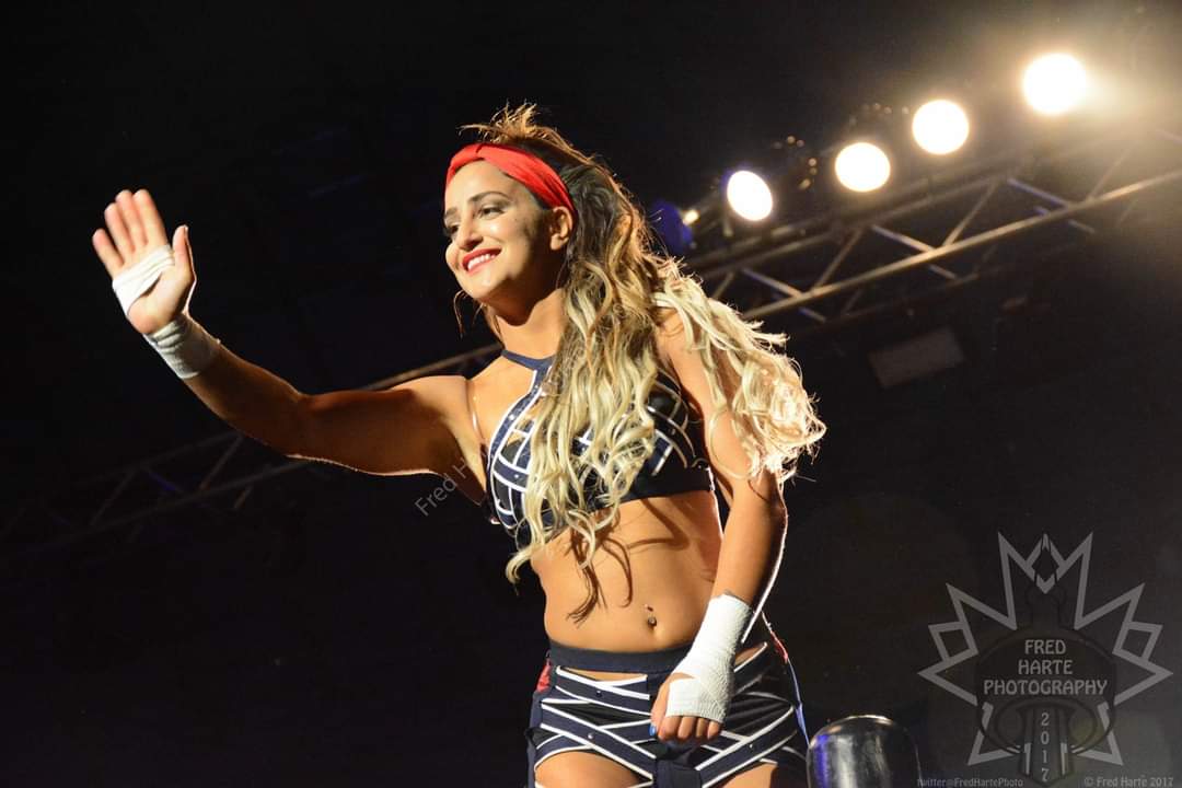 <a href="/WWE_Aliyah/">✨️</a> i was going through photos on my FB memories and this popped up not sure if you ever saw this. Its from 2017 at the Toronto show Miss you up here Square Circle. <a href="/DemandLucha/">Demand Lucha</a> <a href="/FredHartePhoto/">FredHartePhotography</a>