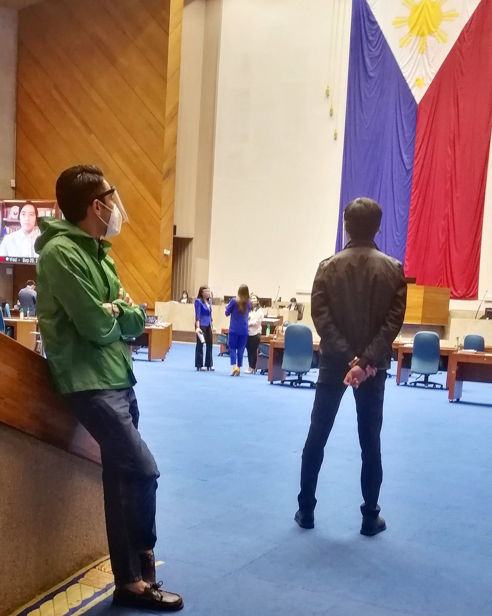 markymarktung's tweet photo. Congress is now in session! https://t.co/QZKY6gIBqv