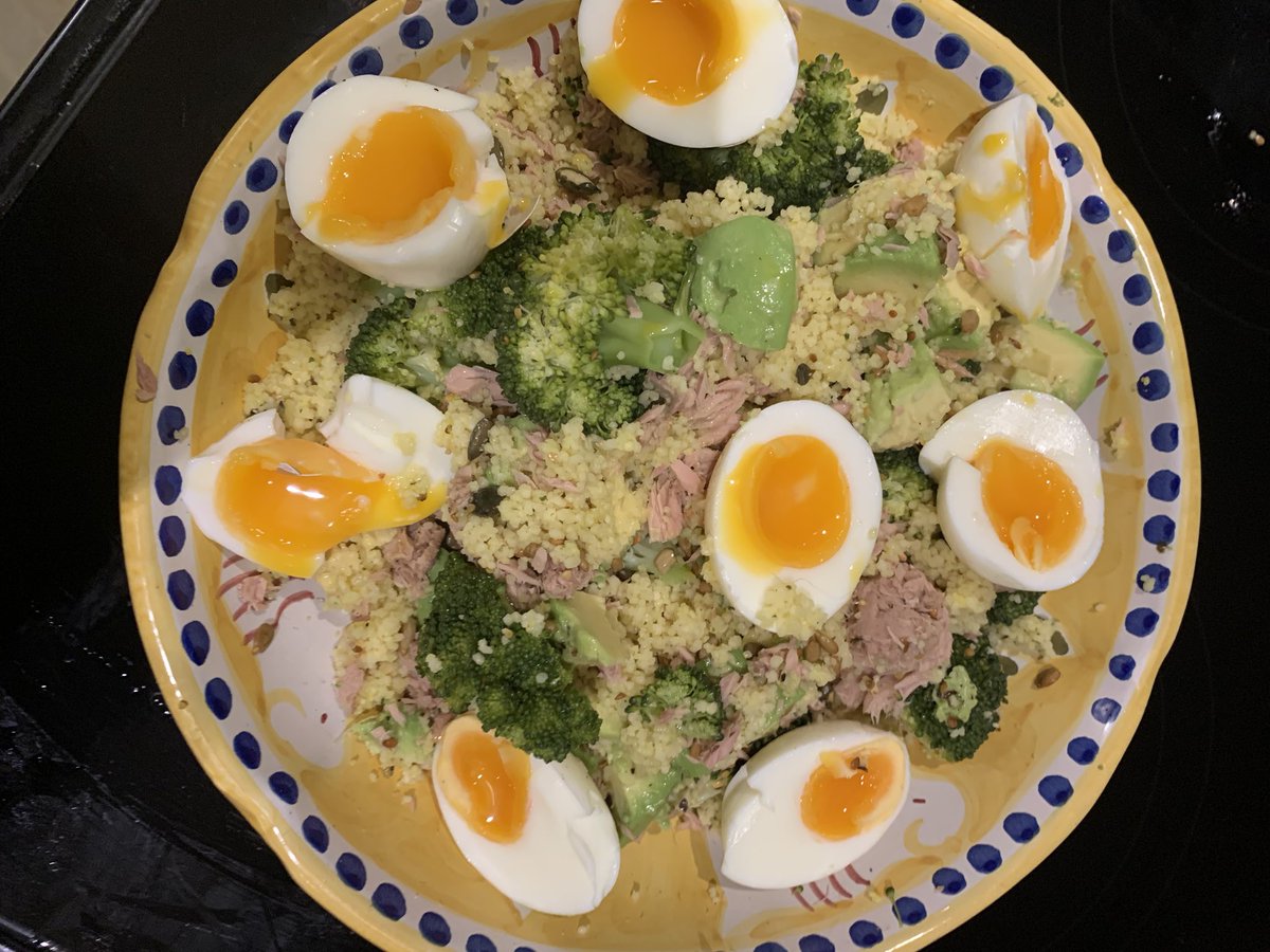 angelatalkswine's tweet photo. Easy, quick and healthy supper yesterday. Couscous, tuna,broccoli,avocado,egg and toasted pumpkin seed salad ... with a snappy little Cotes de Provence Rose #rose #easysupper #healthy https://t.co/ZZcP60AL7W