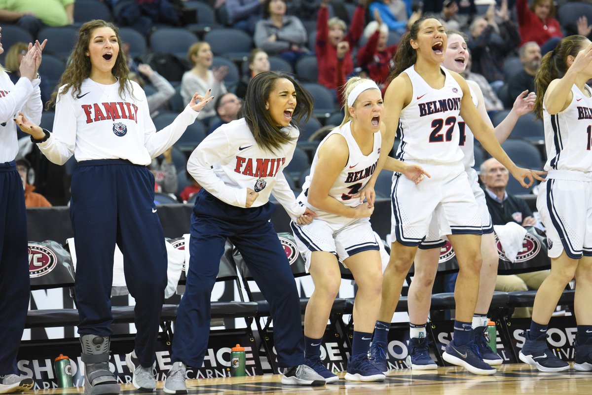 BelmontWBB's tweet photo. Throwback to the best #BenchMob in the country! Hype happens here! 🐻🏀 https://t.co/emu2iPJL1n