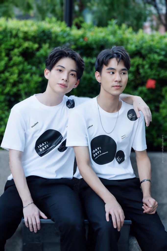Leopeerapunn's tweet photo. ขอเสียงคนรอคู่นี้หน่อยค่าาาา ดูพร้อมกัน 19 กันยายน นี้ ทาง ช่อง 9 เวลา 23.00 น.
@leo_prp @Tai_tnp
#โอว่าดีไต๋ก็โอเค
#taitnp #taithanaphat #leotheplug #leo_peerapun #leo_prp #บทเพื่อนบทเพลง #ซีรีส์นี้ยังไม่มีชื่อเรื่อง #สุดท้ายก็เพื่อนกัน #FriendForever #1dayday1 #untitleseries https://t.co/Q6O2TRmWLa