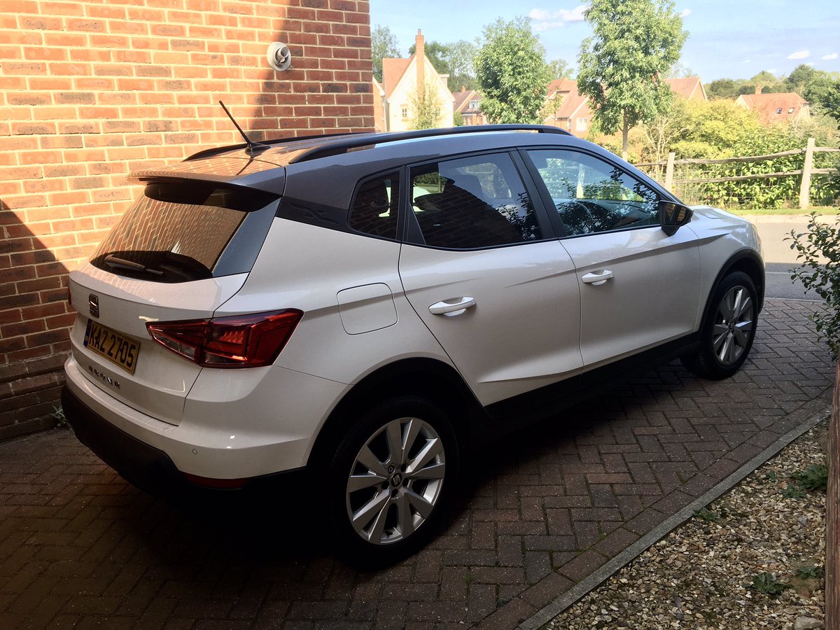 jonnynoh's tweet photo. 2017 Seat Arona in this morning for Global QDP 20%. ππ»
.
.
.
.
.
#gorillakustoms #windowtint #windowtinting #windowtints #cartint #cartinting #cartints #uckfield #icaniwillidid #privacywindows #blackedoutwindows #uvprotection #globalwindowfilms #eastsussex #seatarona https://t.co/9F3tzpDEMo