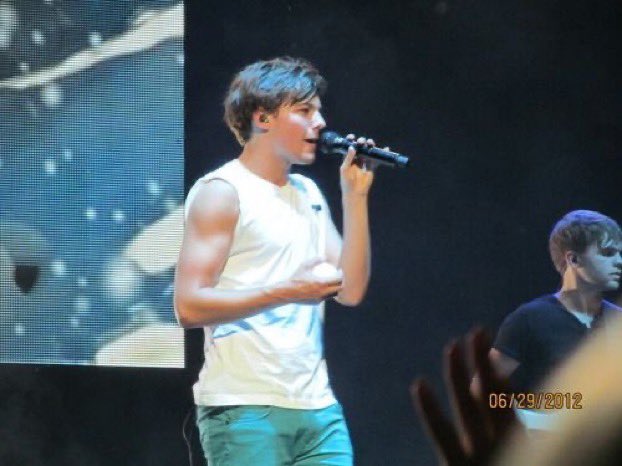 louis’ biceps (a thread)