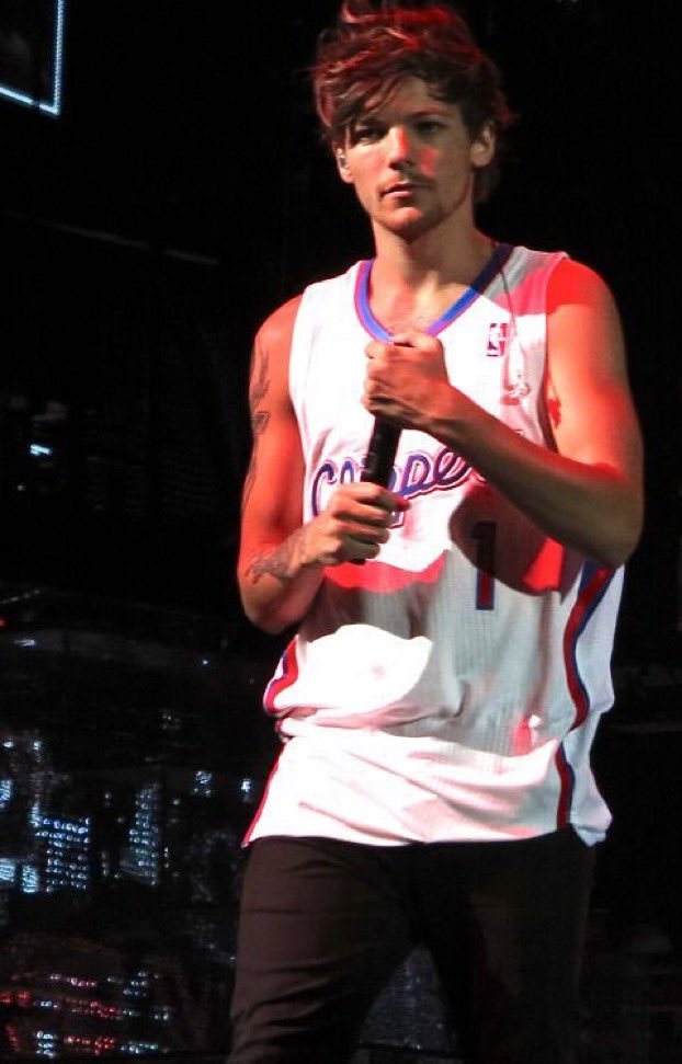 louis’ biceps (a thread)