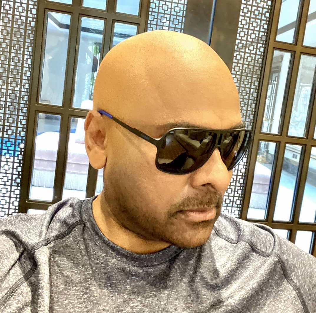 Mueenseul's tweet photo. Chiru new Look #Chiranjeevi @KChiruTweets https://t.co/2lI7q6Jw1W
