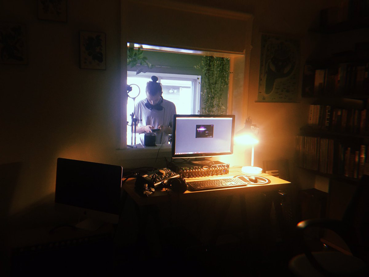 DATGRecording's tweet photo. Office for today. https://t.co/CQJlOb4qCS