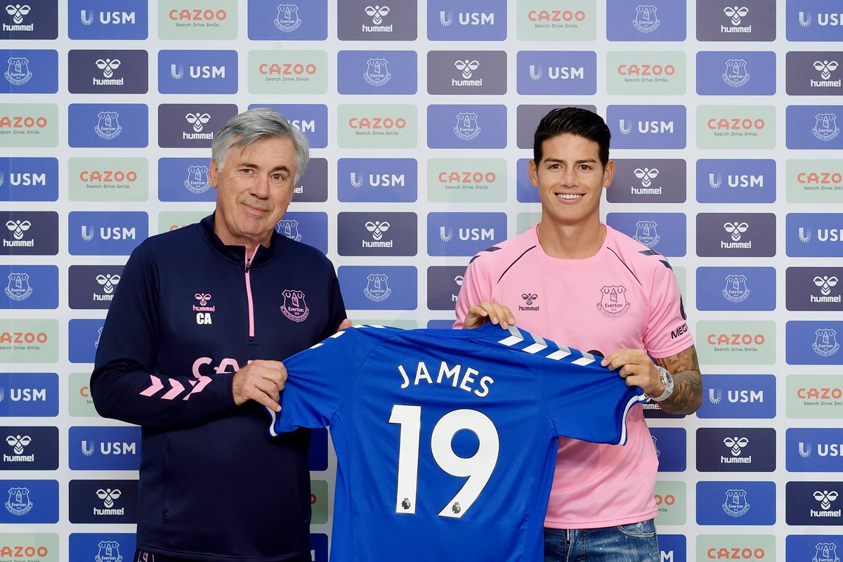 Everton's tweet photo. 🤩 @MrAncelotti 🤝 @jamesdrodriguez 🤩

#AlóJames https://t.co/jDOf7etpD0