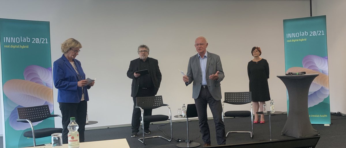 MirjamBauer's tweet photo. Die drei Initiatoren Birgit Fischer, Josef Hilbert und @steudemann von #INNOlab eröffnen das neue Format „real. digital. hybrid“ in den Räumen der Äskulap-Akademie mit deren Geschäftsführerin.
Aus Wissen bessere Gesundheit schaffen, Kombi aus analog und digital ist die Zukunft! https://t.co/Ww5UUyf44J
