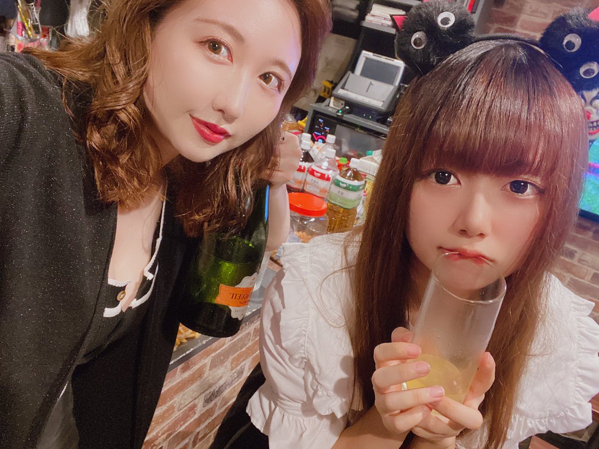 naotori0213's tweet photo. モンカフェありがとうございました。
ラスト紫コンビでした💜 https://t.co/a2I1rJa7s0