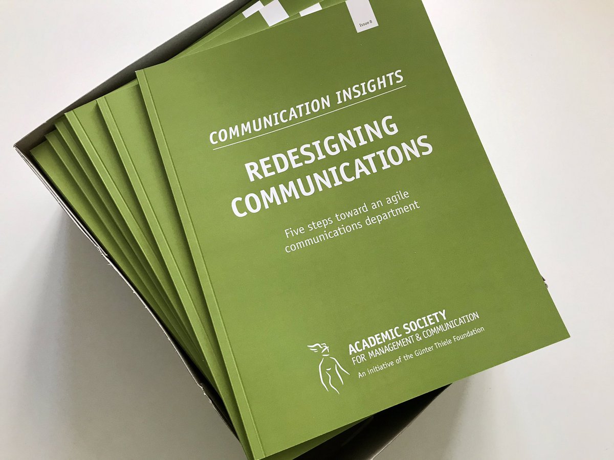 🤩Immer wieder aufregend, die frisch gedruckten Hefte auszupacken. Dieses Mal zeigen wir Euch, welche 5 Schritte es braucht, um eine #agile #CorpComm-Abteilung aufzubauen. Wer ein Exemplar haben will, gern melden!!! #communicationinsights @AGUK_News bit.ly/3gOM9bf