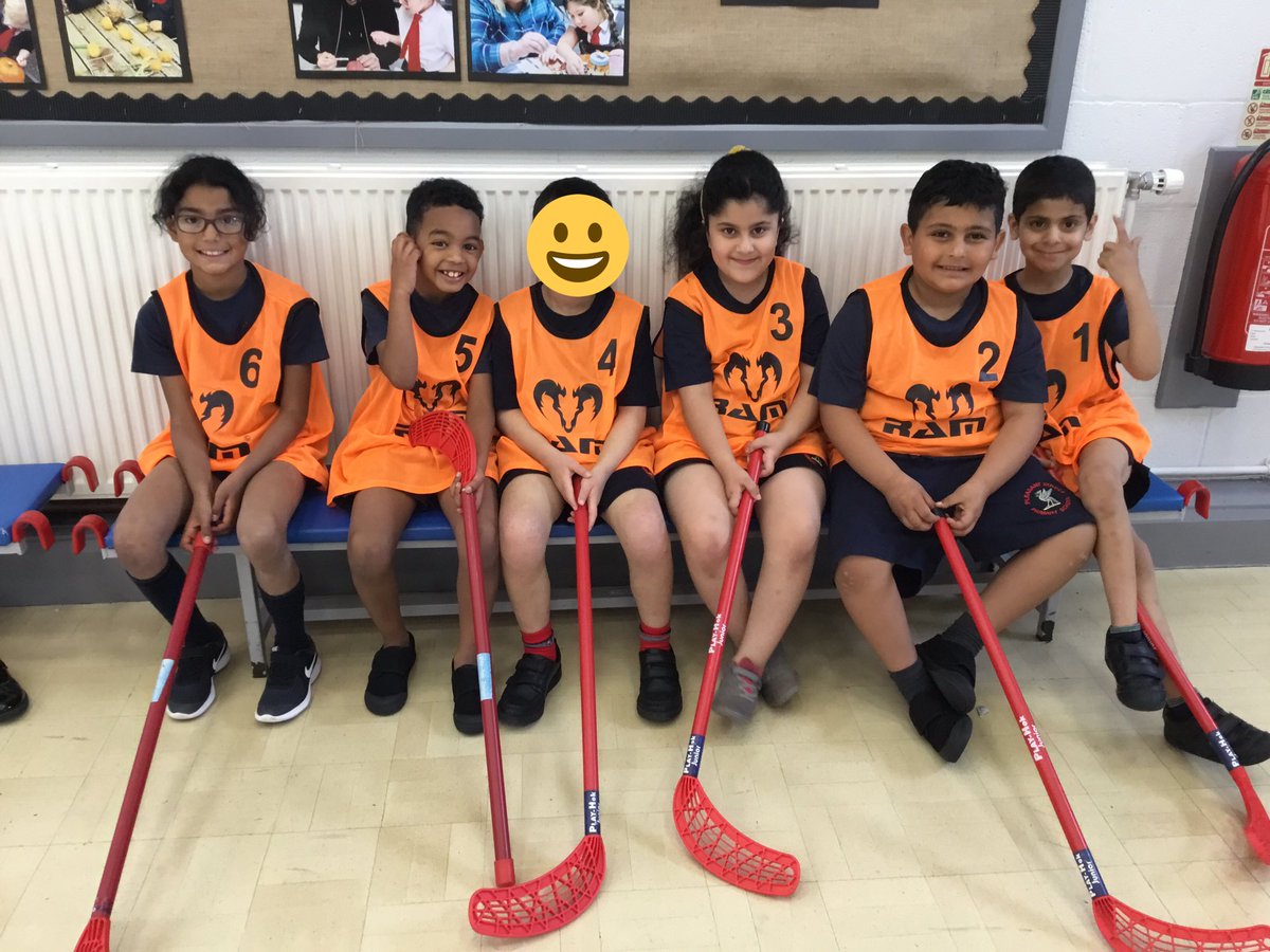 C3Pleasant's tweet photo. We loved our first PE lesson of Year Three. We spent some time practising our hockey skills individually and in teams. @PleasantStPrim @PleasantSSports https://t.co/UWwlwmBKac