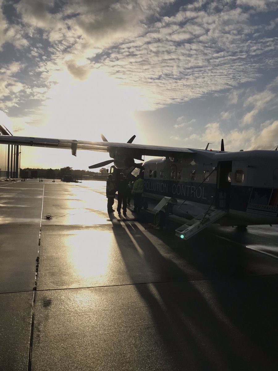 K3_GrafZeppelin's tweet photo. Zwischen Take Off und Landung lagen nur zwei Stunden - und dennoch ganz unterschiedliche Wetterverhältnisse. Ggf. am #DO228Donnerstag eine interessante Wetterprognose für die kommenden Tage! #spätsommer @CdrDeuNavalAir @KALAMAPA https://t.co/ZOfBKbOtK5
