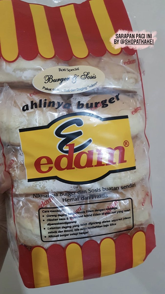 prismanova's tweet photo. @KuntoAjiW Edam burger, tersedia pilihan daging ayam &amp; sapi https://t.co/neKu5rpclJ