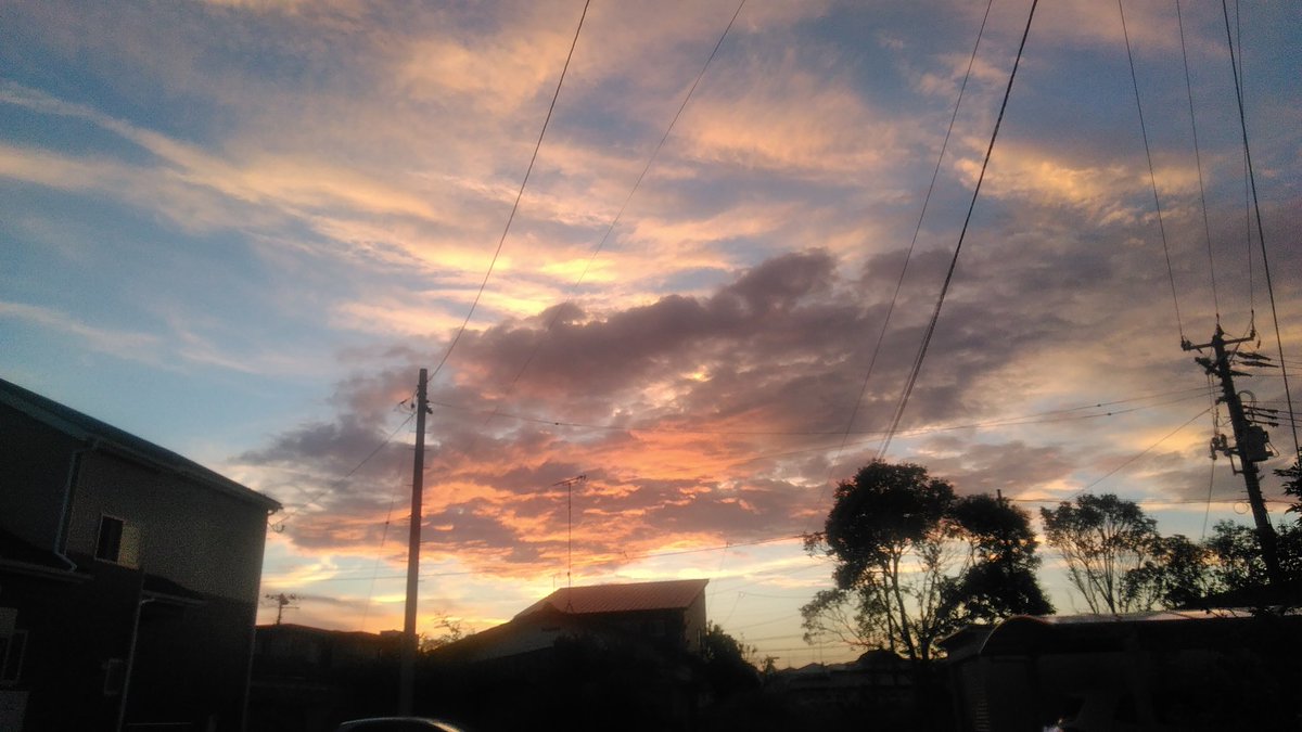 秋の夕焼け 秋の夕焼け