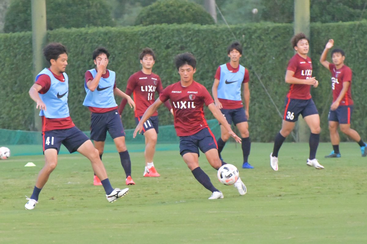 茨城新聞運動グループ j1鹿島アントラーズ 10日 クラブハウスグラウンド 常本選手 鹿島アントラーズ の右サイドバックとして活躍したいという思いが強かった きょうからプロスタートだと思っている 強い気持ちを持って そこ レギュラー獲得 に 茨城新聞運動グループ j1鹿島アントラーズ 10日 クラブハウスグラウンド 常本選手 鹿島アントラーズ の右サイドバックとして活躍したいという思いが強かった きょうからプロスタートだと思っている 強い気持ちを持って そこ レギュラー獲得 に