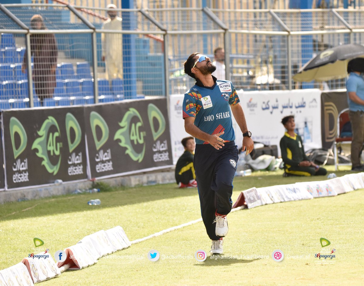 ACBofficials's tweet photo. #Match9 - Innings Break

@TheKabulEagles: 222/5 (20)
Target:223

🏏 @RGurbaz_21 99 (50)
🏏 @SamiShinwari45 44 (18)

Naveed Ahmadzai Amo Sharks'
- Abdul Wasi 21/1 (4)
- Batin Shah 53/1 (4)

#Etisalat4GSCL2020 #DaAtalanoLeague #KEvAS https://t.co/dNFtDEegDa