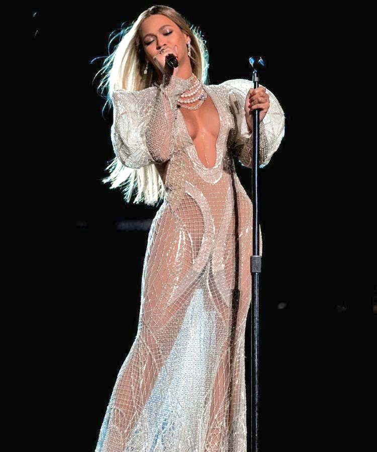 Spread Love & Peace End of thread #shreyaghoshal  #Beyoncé  #BeyonceSharmaJayegi