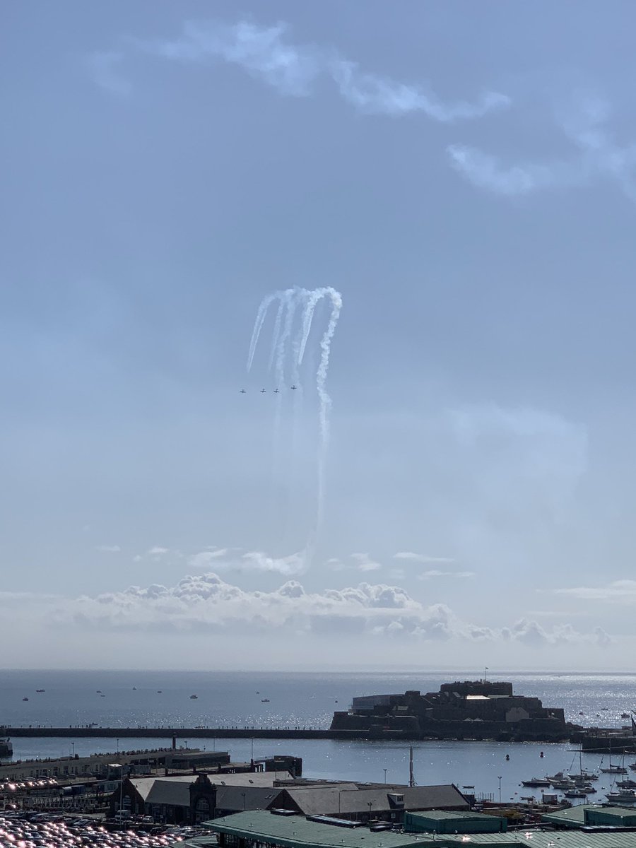 gsyairdisplay's tweet photo. Who's been down to watch the Guernsey Air Display this morning? 

We'd love to see your pictures so make sure to use our #GAD2020 hashtag 🇬🇬 ✈️ https://t.co/js5KupjDtk
