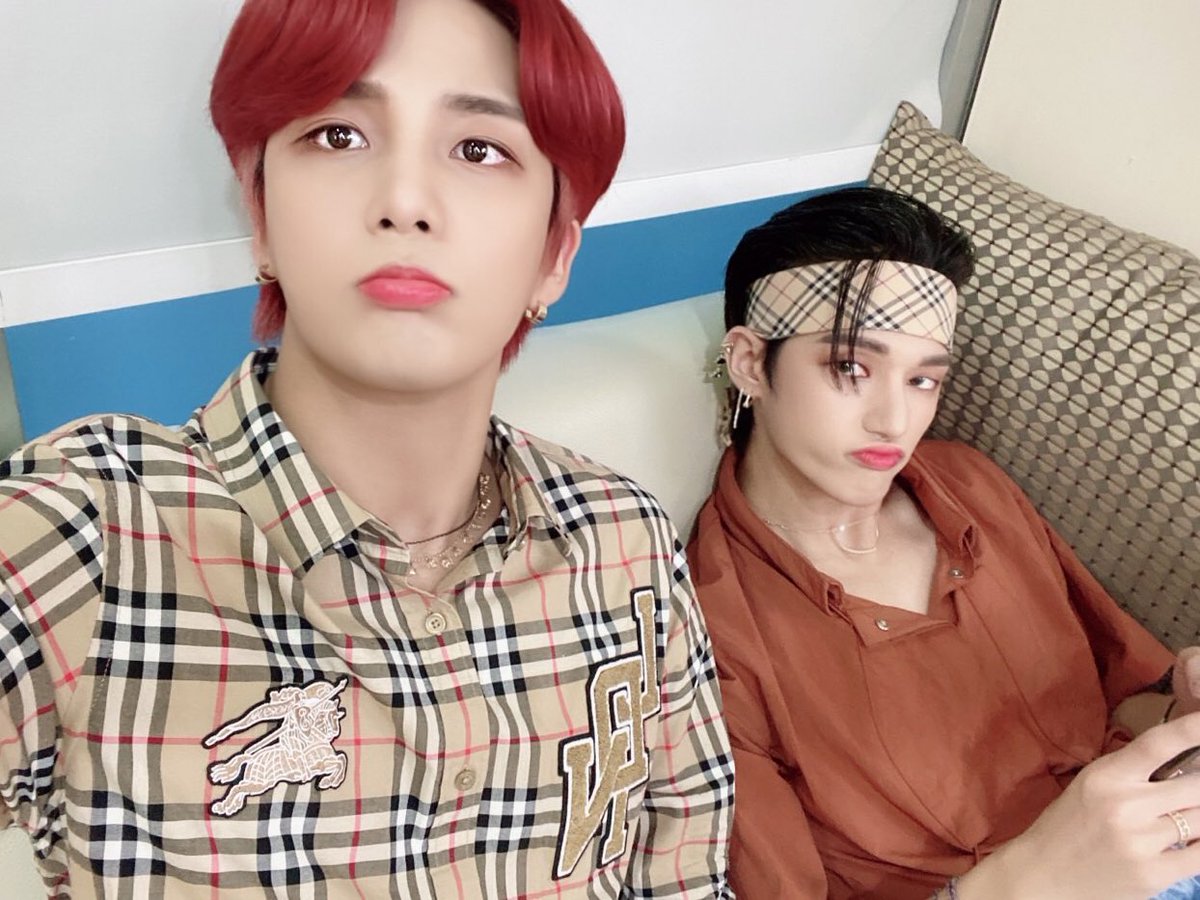 ATEEZofficial's tweet photo. [#종호] 놀아줘… 놀아달라고….이제야 봐주네…? 이제 나랑 놀아주는 거야???😩
#ATEEZ #에이티즈 https://t.co/0FvY4UcQZv