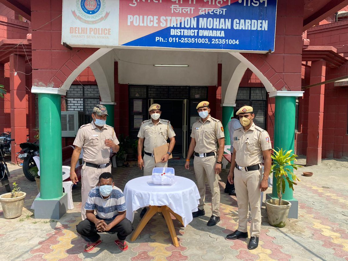 Can't Keep Calm When it comes to Drugs

Nigerian National illegally residing was found dealing in drugs worth Rs 2 crore in market. Accused was arrested.
Our team is motivated to keep a close tab on Drug Dealing Activities.
<a href="/LtGovDelhi/">LG Delhi</a> <a href="/CPDelhi/">CP Delhi #DilKiPolice</a> <a href="/CPDelhi/">CP Delhi #DilKiPolice</a> 
#KeepingDelhiSafe #Dwarka
