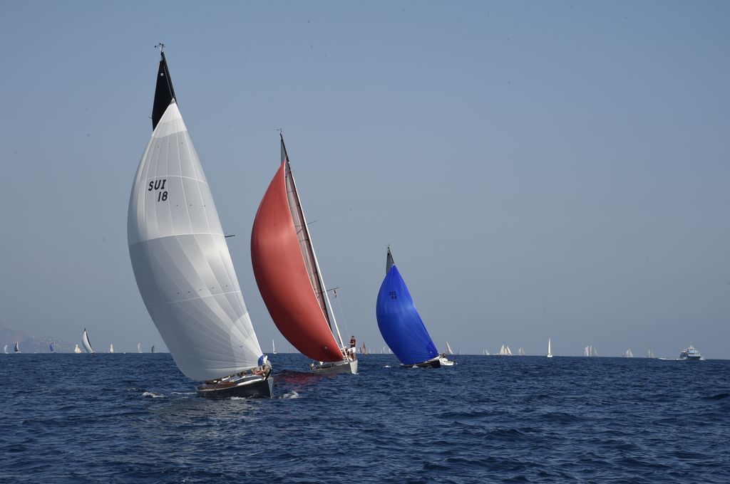 VoilesdeStTrop's tweet photo. Venez admirer les Voiles de Saint-Tropez du 26.09 au 10.10 et profiter de la fin de l'été.
© Patrick Rieker
#lvdst #vst43 #lesvoilesdesttropez #lesvoilesdesainttropez #lesvoilesdesttrop #sainttropez #sainttrop #voile #course #sail #sailing #naviguer #sailingcompetition https://t.co/KliUfTkmjv