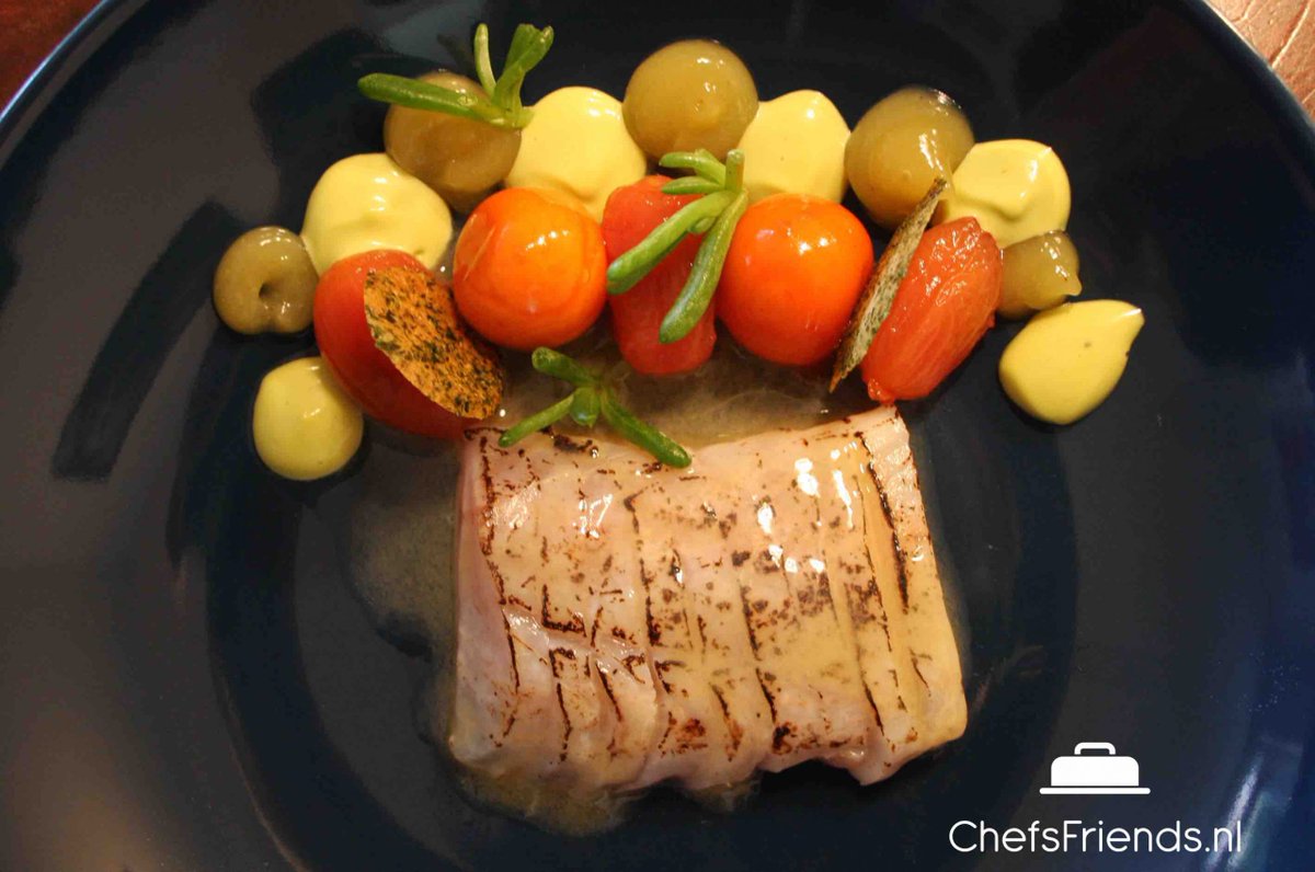 #proeft Een stukje <a href="/Vlasbloemeken/">Eric van Bochove</a> in huis met de Sterrenchef Box -> chefsfriends.nl/een-stukje-t-v…. #chefsfriends 

<a href="/JRENederland/">JRE Nederland</a>