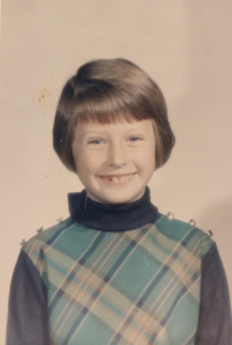 JanHaeg's tweet image. Happy National School Picture Day! So glad my folks bought all the pictures. Here I am 2nd grade. As the nation's leader, Lifetouch &amp;amp; Shutterfly want to see your school pictures! Share one of your favorites!  
 #nationalschoolpictureday  #Lifetouch #frameitall  #SflyIncEmployee