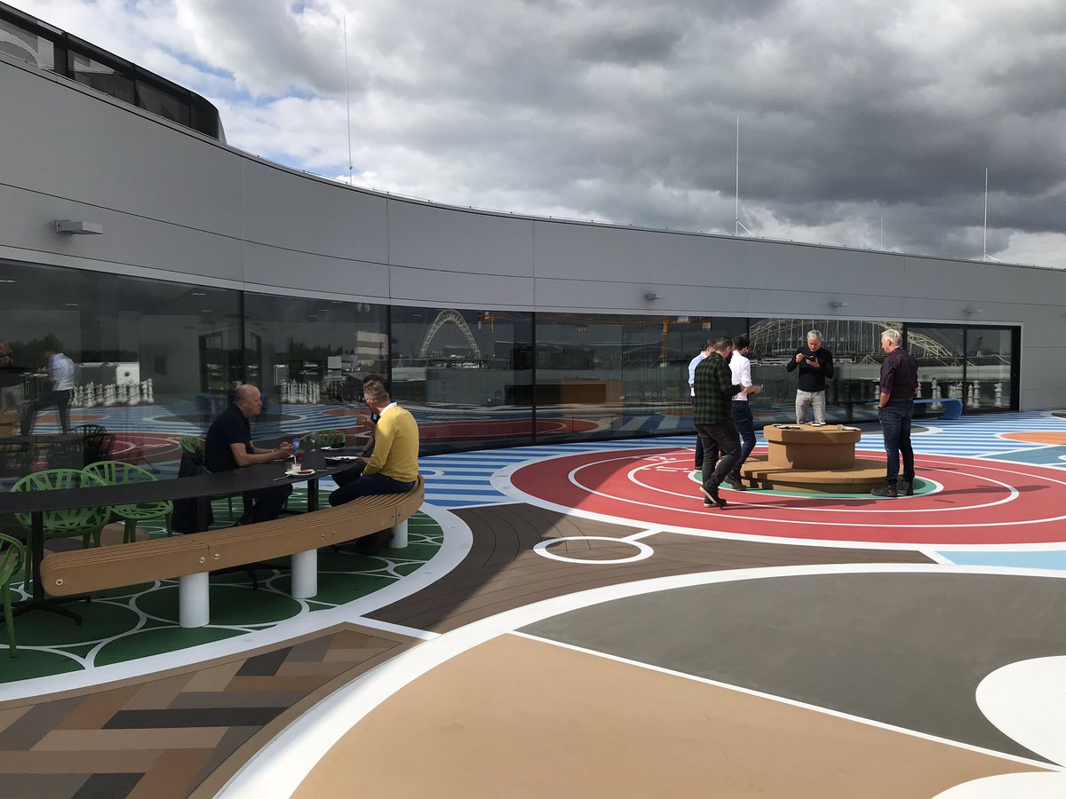 coenkweens's tweet photo. Vandaag met MBL-groep te gast @Bolidt ‘Klantbeleving met een hoofdletter K’ Bijzondere plek waar de klant en continu verbeteren centraal staan. #learn #MBL https://t.co/DjNwrMsPe7