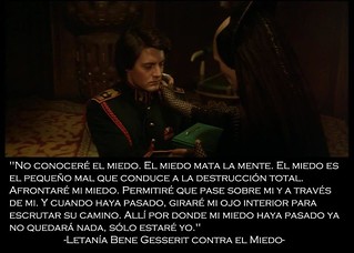 dukewayne68's tweet photo. Cambio mascarilla FPP2 por destiltraje
#Dune
#DUNEISCOMING https://t.co/DmgInSQpiS