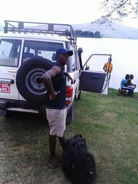 AkizaBrian's tweet photo. Miss the island life for sure. Museveni for sure open bars and schools to get my vote
#muse7,sevo ,Bosco ,after 2021 judgment year
#Bino byebiluma Bobi funs https://t.co/qgsz1K3Adv