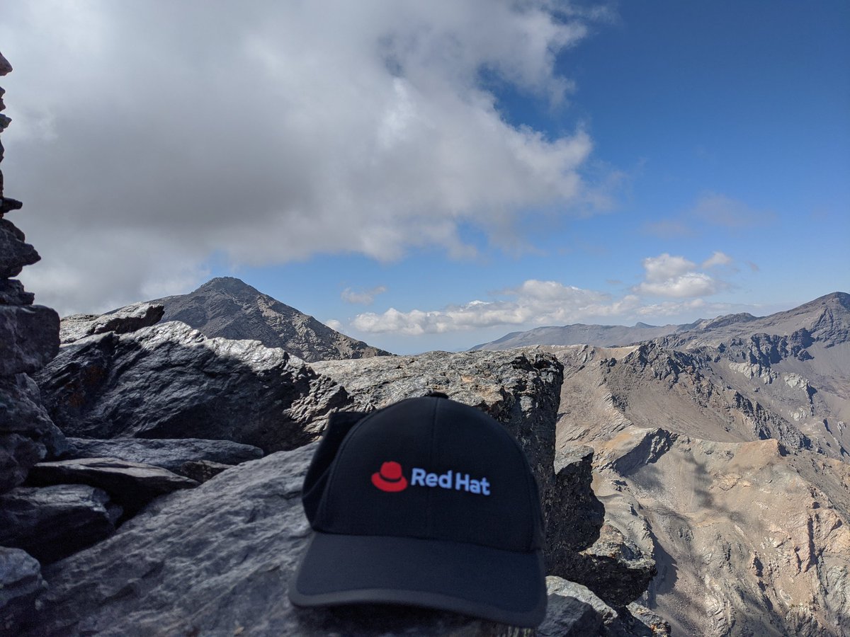 aljesusg's tweet photo. #redhatlife #redhat @RedHatJobs #alcazaba 3364m 25km https://t.co/18Ivrhd0ia https://t.co/aSbVChM4dR