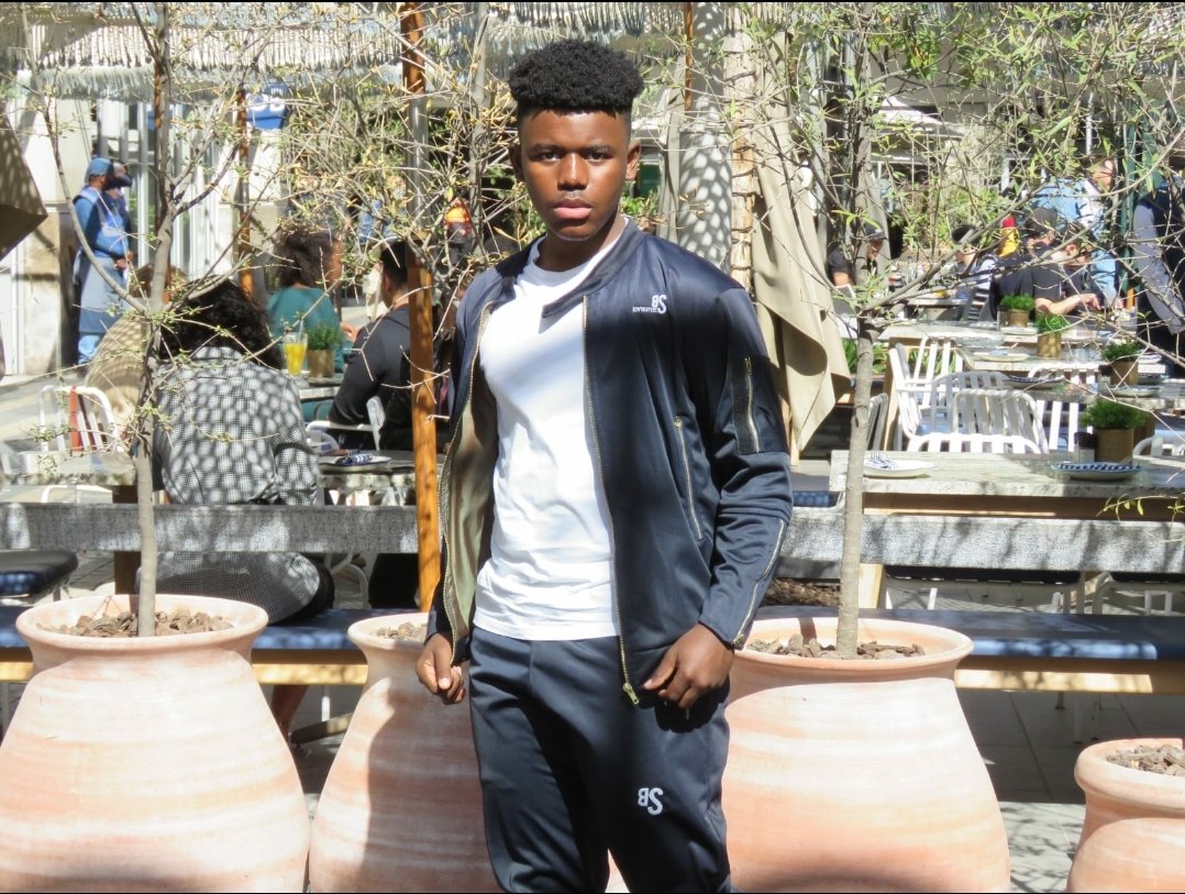 BlackSteel_C's tweet photo. Dear #Kwamamkhize we are @BlackSteel_C and we sell A grade quality Lavish, Stylish Tailor made tracksuits. 

We would like to become your partner so we can do tracksuits and soccer gears for your soccer club🙏

See few gents tracksuit photos below. https://t.co/7PEbfnbX81