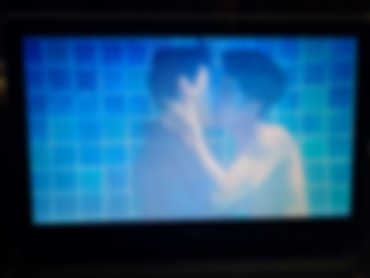 petalkiss's tweet photo. ของมาแล้ววว หมีหน้าตาตลกจริง 555 โฟโต้การ์ดก็เป็นรูปเดิมๆ+รูปแคปจากในซีรีส์ แต่น่ารักมาก
((ได้มาย้อนดูฉากจูบใต้น้ำอีกทีแบบ HD ดูวนได้ไม่จำกัด ก็ฟินดีนะ😳)) #DarkBlueKissBoxset https://t.co/OkSA7ZPLM3