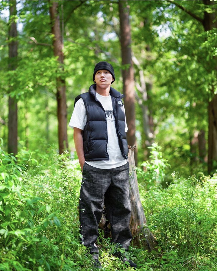 Fine アウトドア サーフィン Bmx ピストバイクなどなど 体を動かすことが好きな野村周平さん そんなときにどんな服を着るかなど インタビュー盛りだくさんです Fine Mag Jp Fine ファイン 雑誌 パーカ フェス スニーカー 車 窪塚洋介