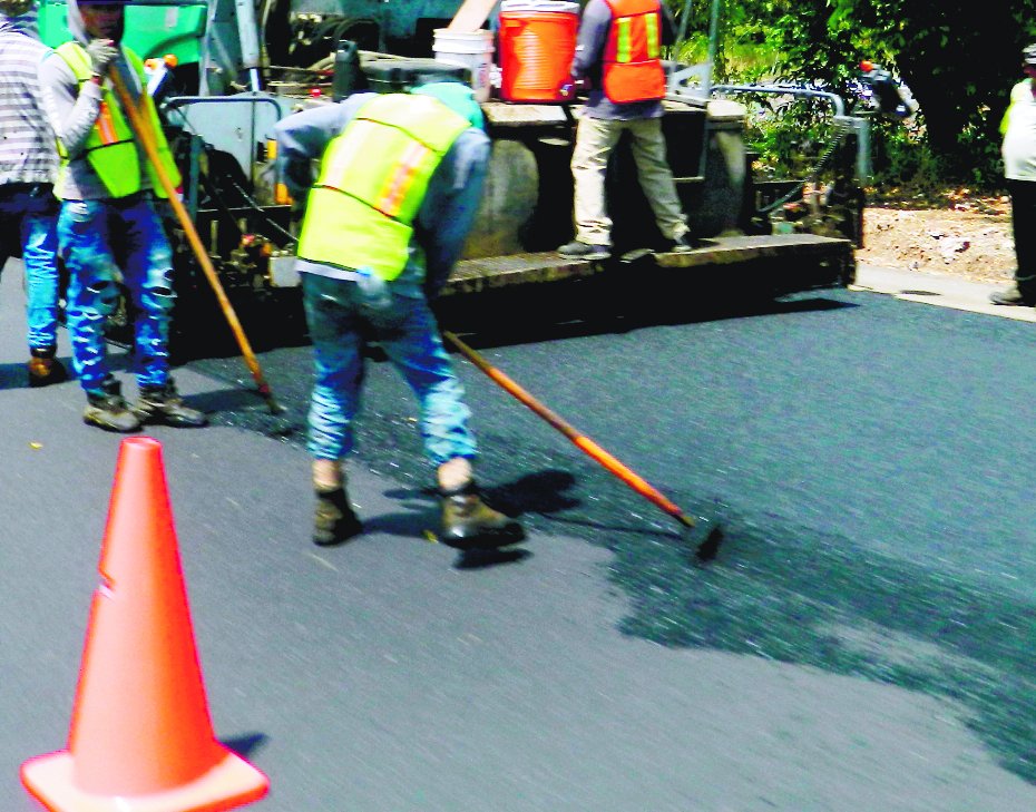 PeriodicoHoy's tweet photo. #PeriódicoHOY  Directores llevan hoy a PGR expediente compra asfalto #ElPaísHOY  https://t.co/EpkpDOwQcJ 

#Directores  #PGR #Expediente  #Asfalto https://t.co/WxcIbwqNFH