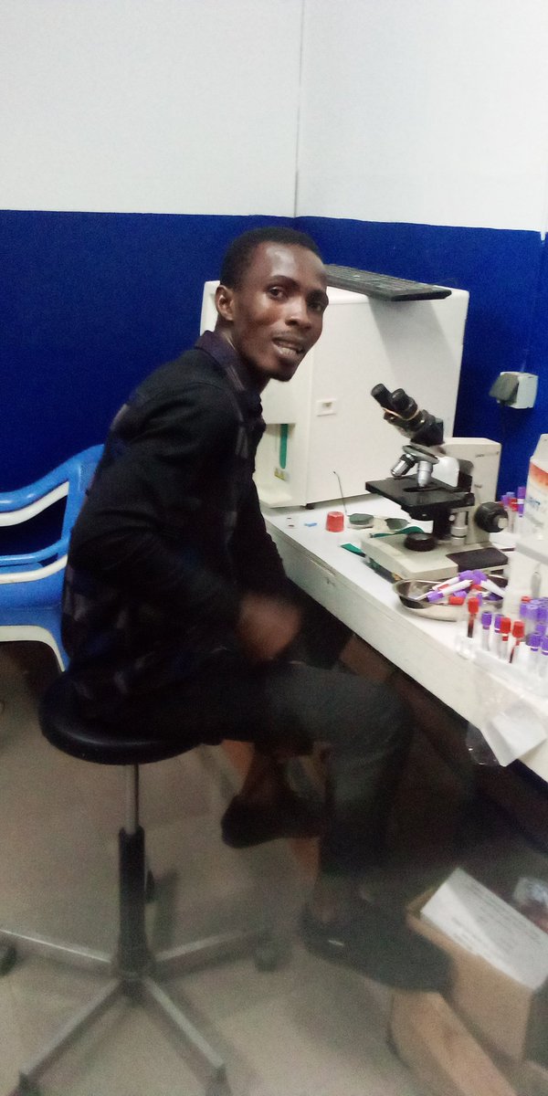 Le temps appartient seulement à Dieu et donner du sourire😂 à son prochain cela est une belle preuve d'amour .
L'AIBEF antenne de yamoussoukro par son envie de bien faire ,nous comble de ce sourire jour et nuit 💪💪