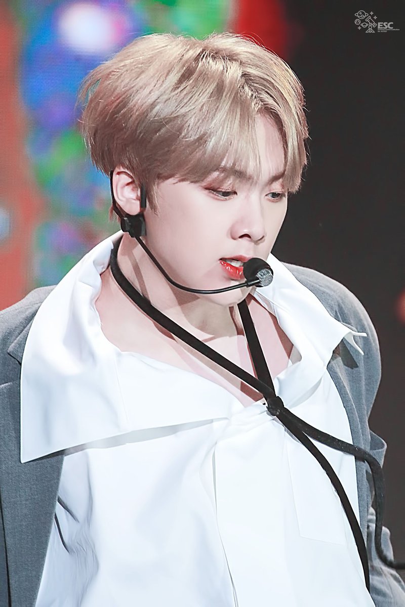 A thread of Yoon Sanha being sexy and hot #SANHA  #ASTRO