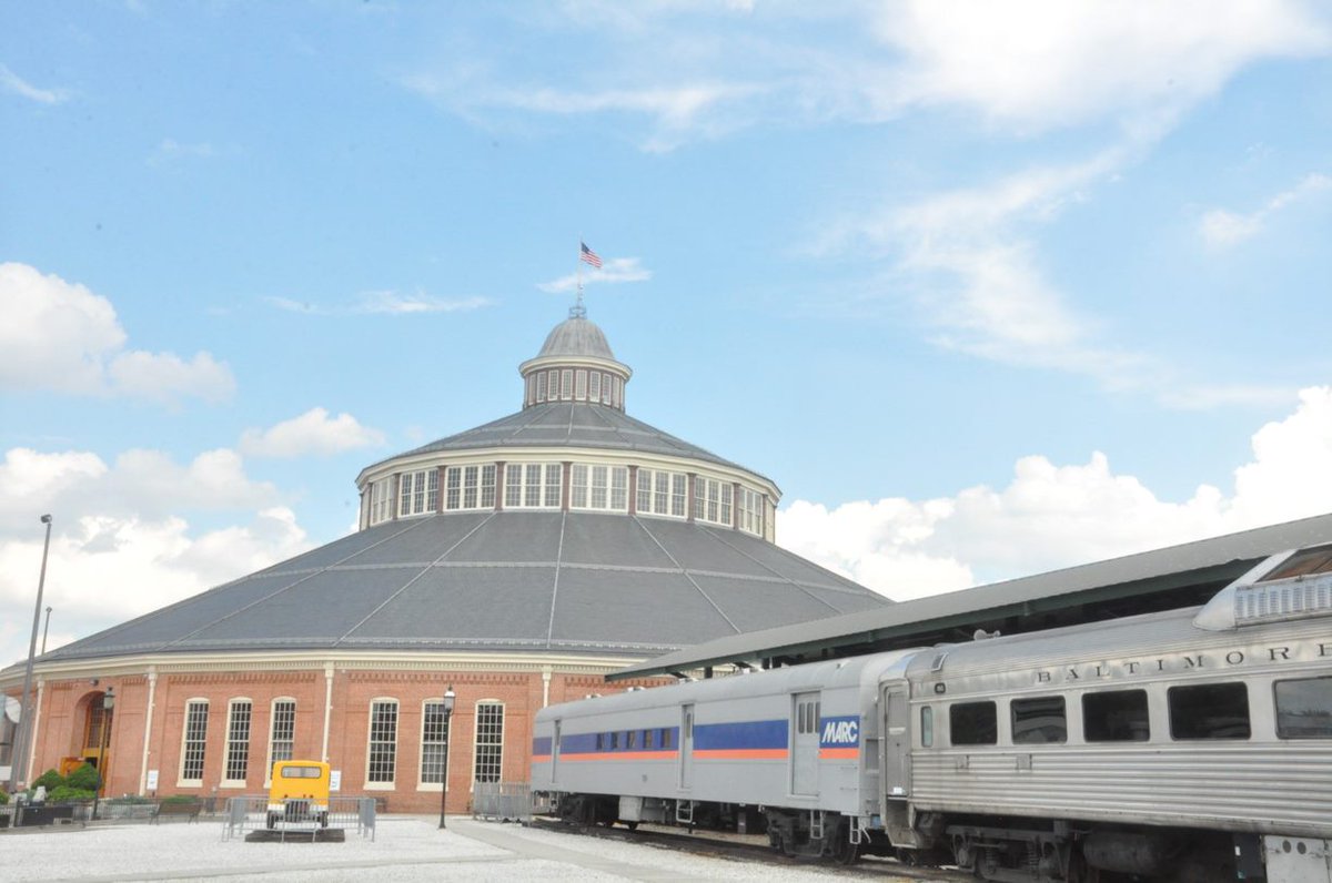 nat_railroad's tweet photo. Plan your visit to the B&Otoday! Take an 11:30 AM train ride along the nation's first mile of commercial railroad, enjoy our outdoor rides and playground, and see an American railroading collection unlike any other. We'll see you on-board!
#MyBmore #VisitBO #TrainRide #Rides https://t.co/zFv1M5yBZs